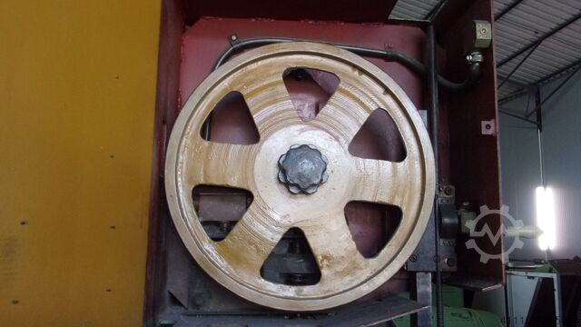 Piła taśmowa pionowa Felder FBV 400 (?)