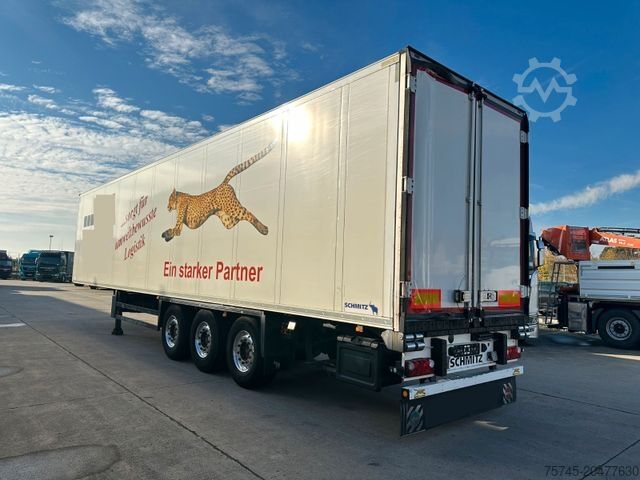 Kylsläpvagn SCHMITZ CARGOBULL SKO 24L * DOPPELSTOCK * LIFT * NUR 4.740H * ALU*