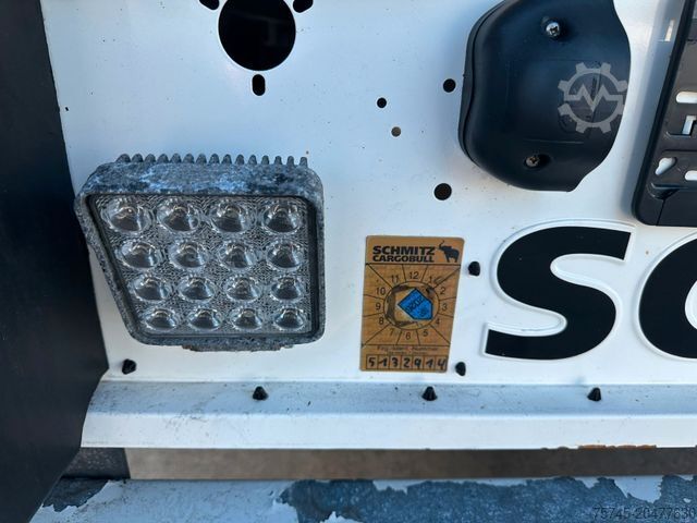 Kylsläpvagn SCHMITZ CARGOBULL SKO 24L * DOPPELSTOCK * LIFT * NUR 4.740H * ALU*