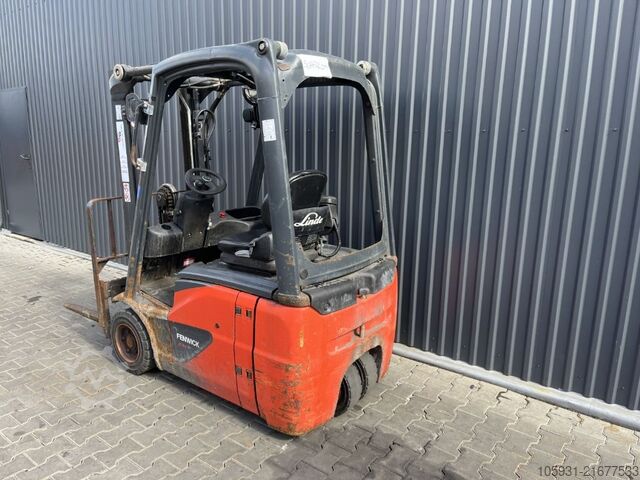 Elektrikli 3 tekerlekli forklift Linde E14-02