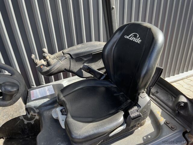 Elektrikli 3 tekerlekli forklift Linde E14-02