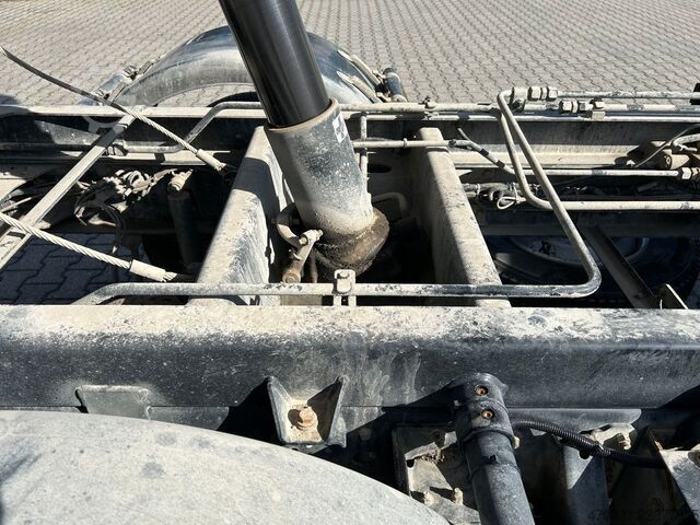 Trójstronna wywrotka MITSUBISHI Canter 9C18 / Meiller 3 Seiten