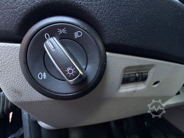 Minibuss VW T6 Kombi 2.0 Tdi Lang L2 Klima 9Sitze Schiebetür