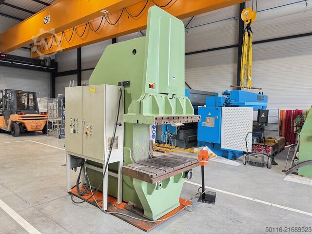 Hydraulische pers MENGELE E64-1250