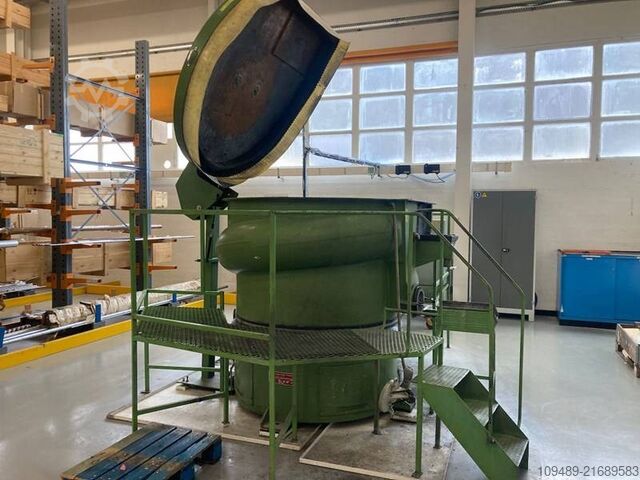 Vibratory finishing machine Walther Trowal Typ CA 650