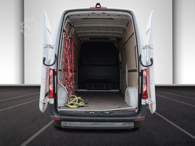 Fourgon Mercedes-Benz eSprinter 312 Kasten FWD,3.924mm Radstand