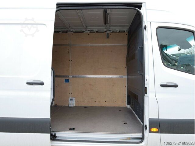 Fourgon Mercedes-Benz eSprinter 312 Kasten FWD,3.924mm Radstand