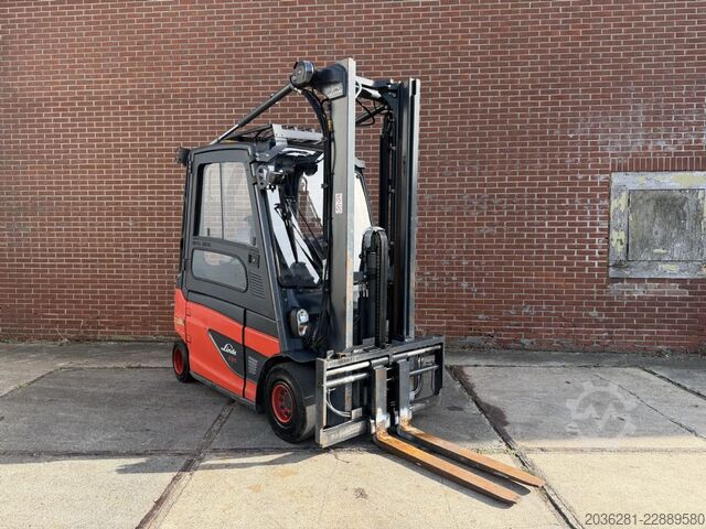 Elektrische vorkheftruck met 4 wielen Linde E25L-01