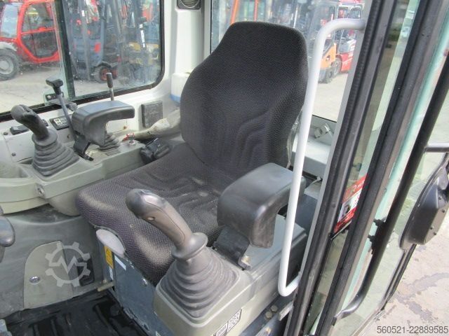 Minigraafmachine Takeuchi TB 216 - POWERTILT + hydraul. Schnellwechsler + 3