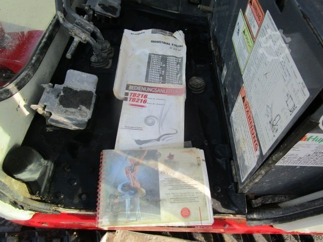 Minigraafmachine Takeuchi TB 216 - hydraulischer Schnellwechsler + 3 Löffel