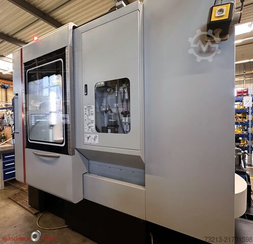 5 eksenli üniversal işleme merkezi QUASER UX 500 C