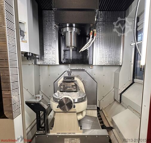 5 eksenli üniversal işleme merkezi QUASER UX 500 C