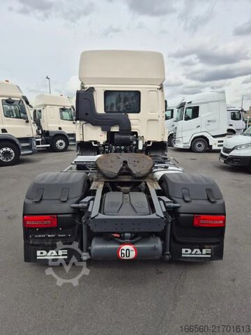 Standaard trekker DAF CF 450 FT SPACE CAB