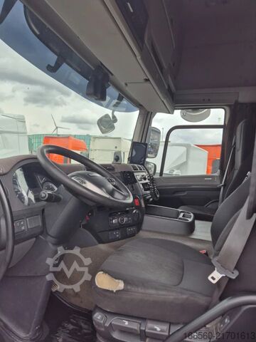 Standaard trekker DAF CF 450 FT SPACE CAB