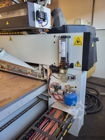 Bewerkingscentrum Morbidelli Author 444S