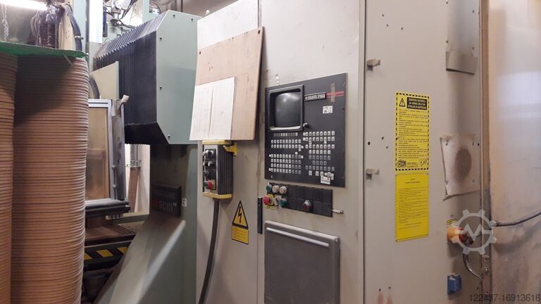 Moldadora SCM ROUTRONIC