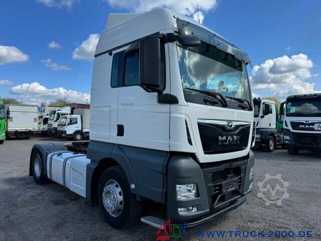 Tractora standard MAN TGX 18.420 XL Haus mit Bett Retarder org. 263Tkm