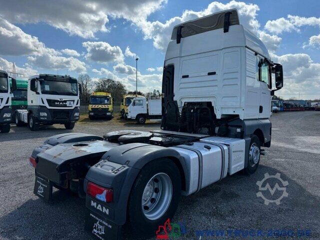 Tractora standard MAN TGX 18.420 XL Haus mit Bett Retarder org. 263Tkm