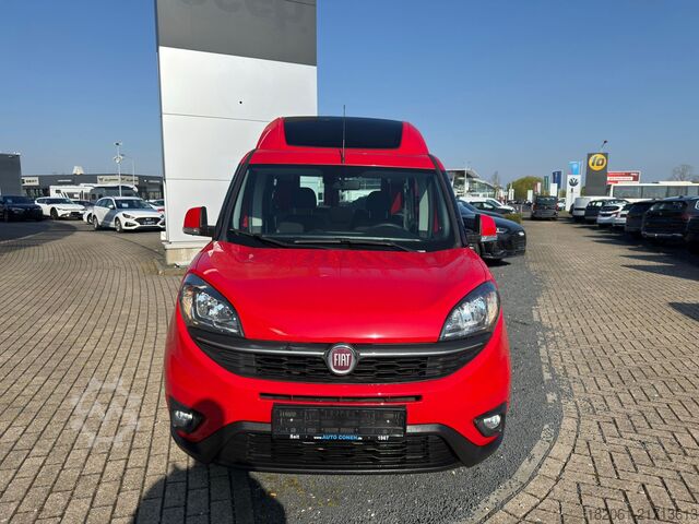Miniautocarro FIAT Doblo Cargo Kombi Maxi XL SX M1 1.6 Multij