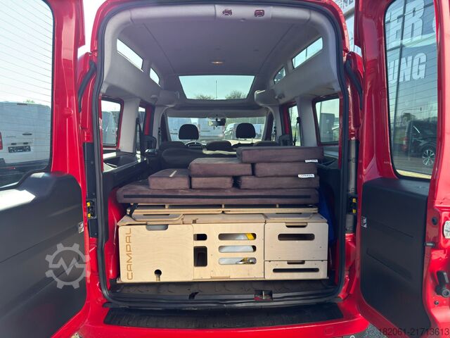 Miniautocarro FIAT Doblo Cargo Kombi Maxi XL SX M1 1.6 Multij