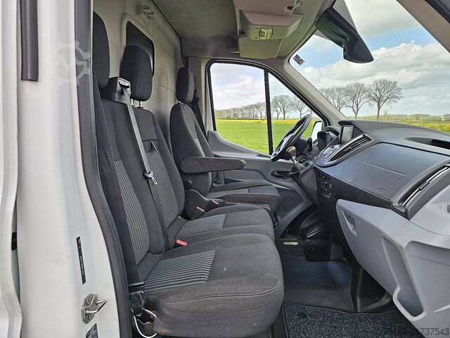 Yüksek tavanlı istasyon vagonu FORD TRANSIT 2.0