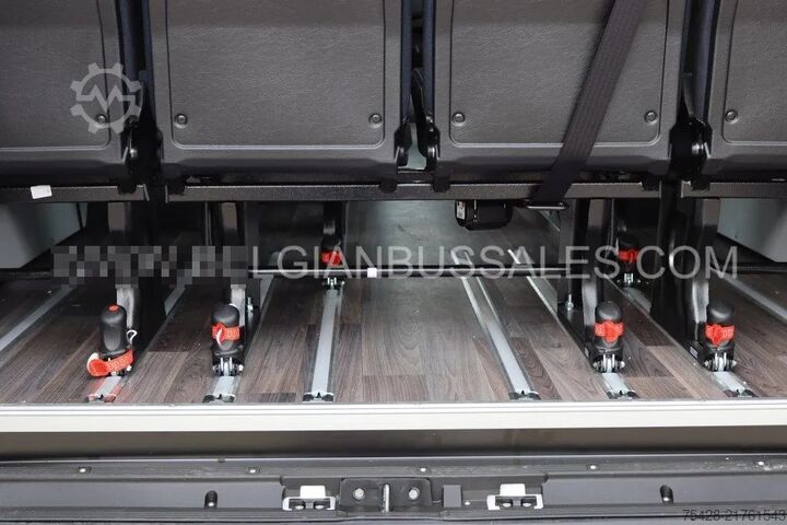 Minibuss Iveco Daily Line / NEW / Airco / Preparation Lift