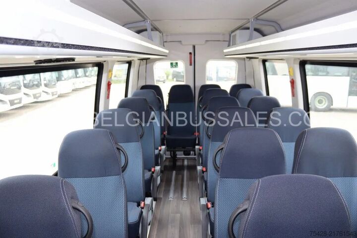 Minibuss Iveco Daily Line / NEW / Airco / Preparation Lift