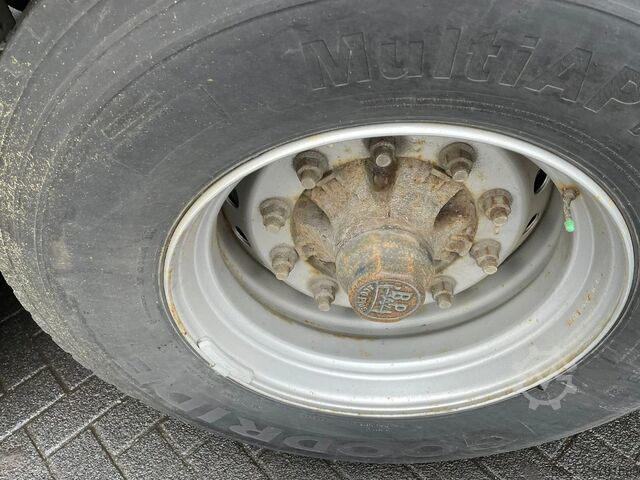 Læsseplatform Schmitz Cargobull S01