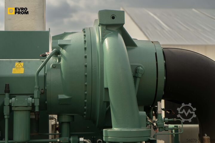 Kältemaschine Used Industrial chiller YORK YK CF CG Q7 5CK F 2200 kW