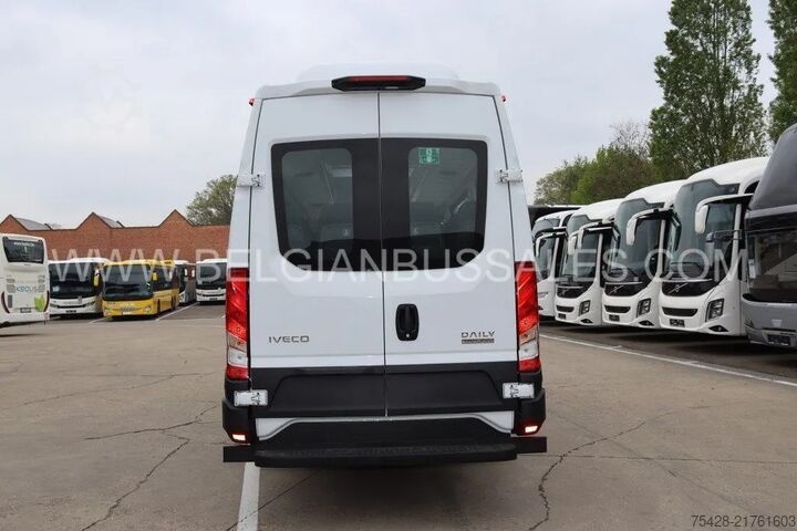 Minibuss Iveco Daily Line / Airco / Air suspention
