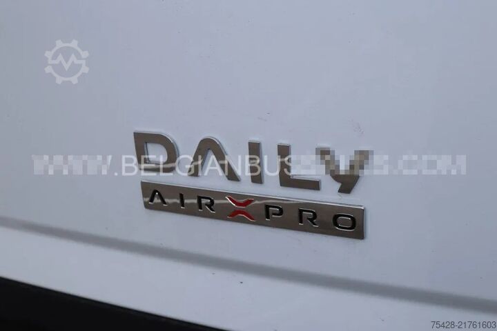 Minibuss Iveco Daily Line / Airco / Air suspention