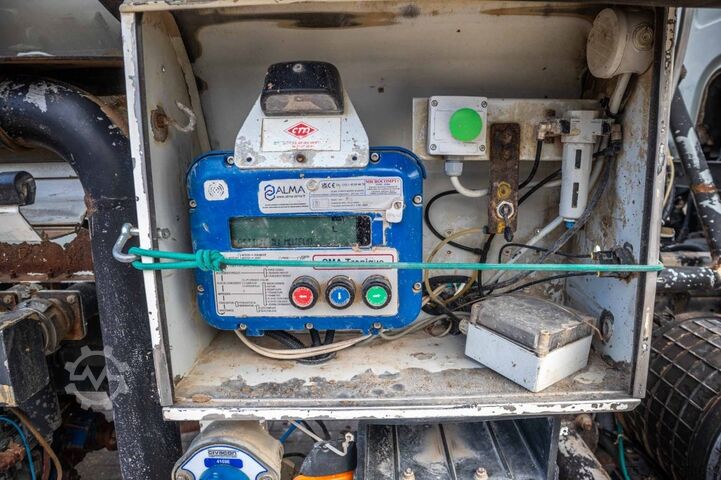 Tankfartyg RENAULT KERAX 370-6X4+16000L/5COMP