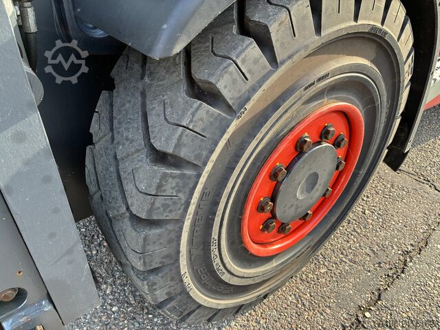 Linde H50T med Kaup gaffelställare Linde H50T