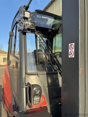 Linde H50T med Kaup gaffelställare Linde H50T