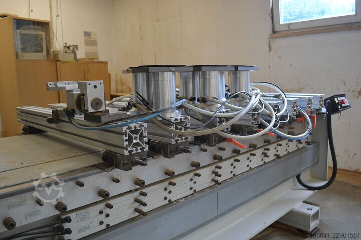 CNC-bewerkingscentrum MAKA HC 57R Robo MAKA 