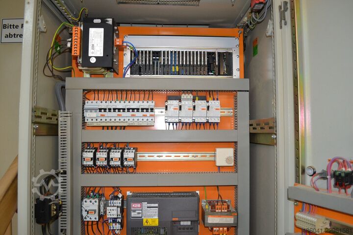 CNC-bewerkingscentrum MAKA HC 57R Robo MAKA 