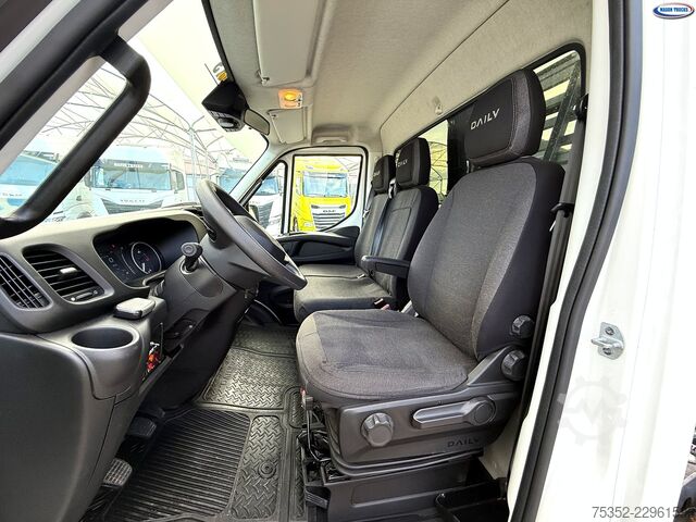 Kamyon üstü vinçli panelvan Iveco Daily 35c180