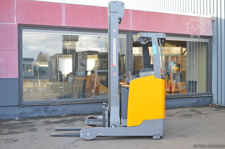 Chariot élévateur à basse altitude Jungheinrich ETV 216