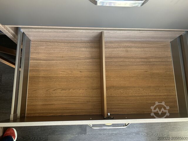 Fourgon Etrusco T 6.9 SF (2022) – Ford Transit 2.0 TDCi Manuale | Diesel | Semintegrato