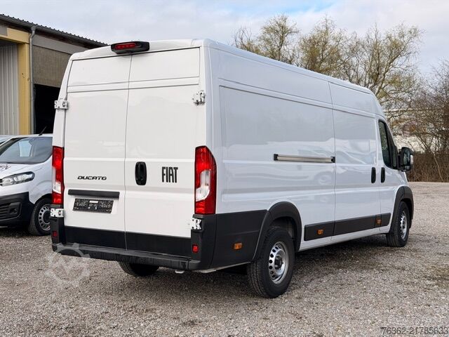 Hög och lång skåpbil FIAT Ducato Maxi L4H2 Klima Automatik Kamera