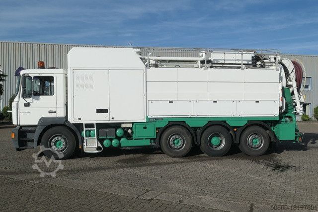 Saugwagen MAN 35.464 FVNLC 8x2, Müller-Fatmaster, Saugaufbau