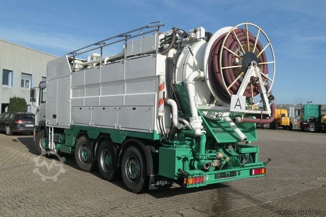 Vacuum tank truck MAN 35.464 FVNLC 8x2, Müller-Fatmaster, Saugaufbau