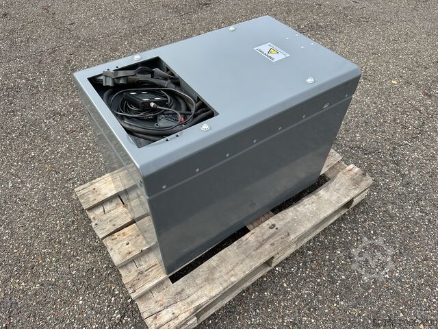 Bedrijfsvoertuig AIM TRIATHLON Li-Ion 48V TC5207-16 Akku 416Ah 21,55kWh