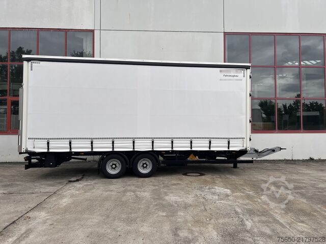 Rimorchio aperto con telone Möslein TPS 105 D-L  Planenanhänger, Ladebordwand + Durchladbar neuwertig
