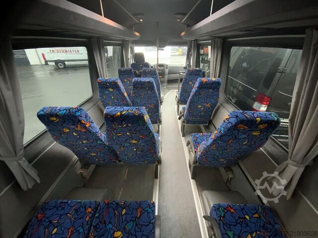 Transporte de pasajeros Mercedes-Benz 519 CDI Sprinter