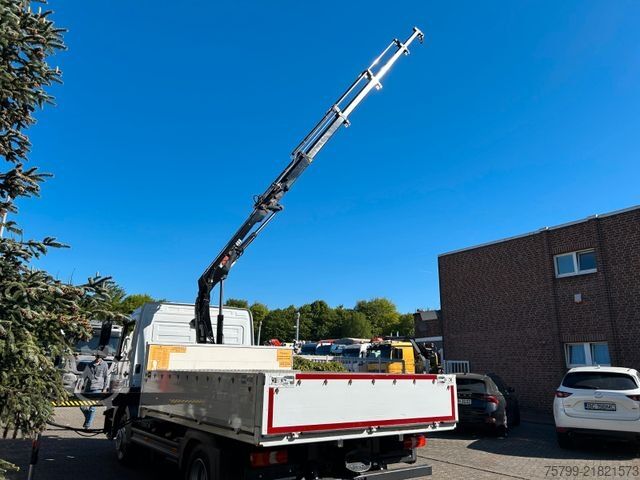 Dubă pick-up MERCEDES-BENZ 821 Atego Pritsche mit HIAB 066D Kran