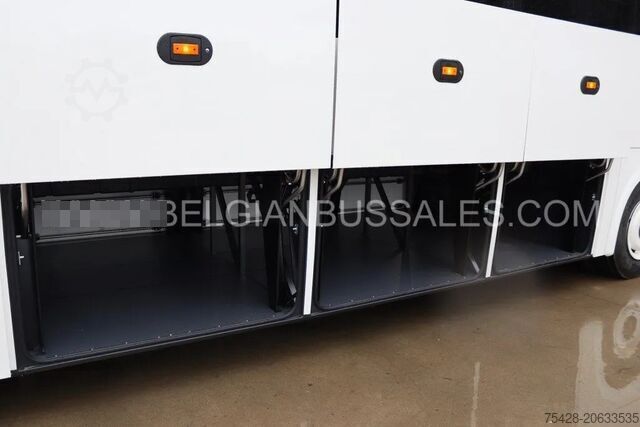 Autobús interurbano Iveco Evadys 12m / Rear door / 3-point seat belts / N...
