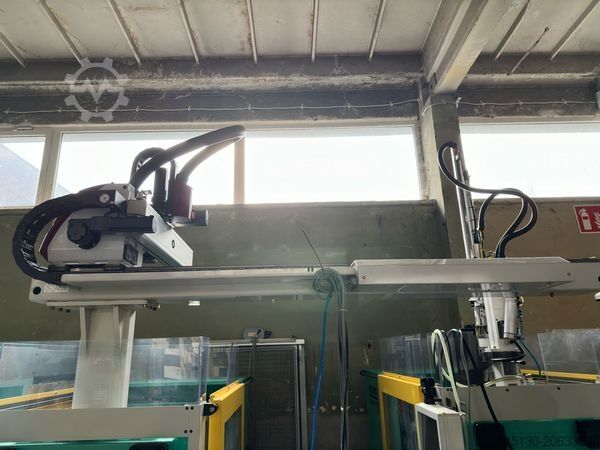 Μηχανή χύτευσης με έγχυση Arburg 470C 1500-400