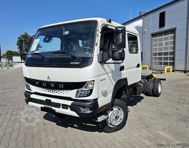 Lastbilchassis Fuso Canter 6C18 Doka 4x4