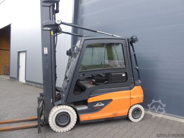 Elektro 4 Rad-Stapler Linde E30L-01
